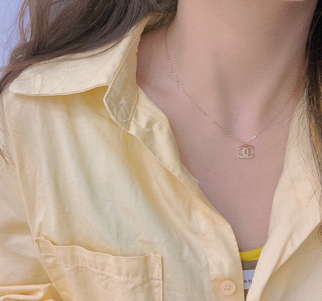 Replica CHANEL Necklace
