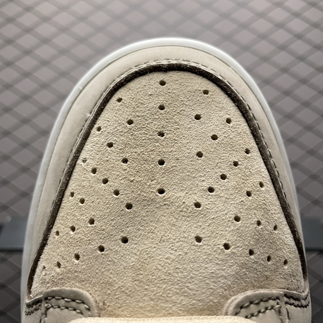 Replica Nike Dunk SB Shoe Otomo Katsuhiro x Nike Dunk Low LF0039-030 SIZE 36-