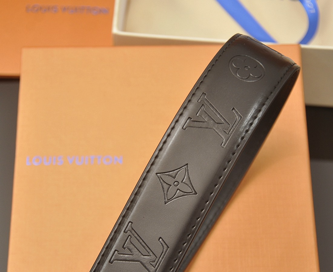 Replica LV belt