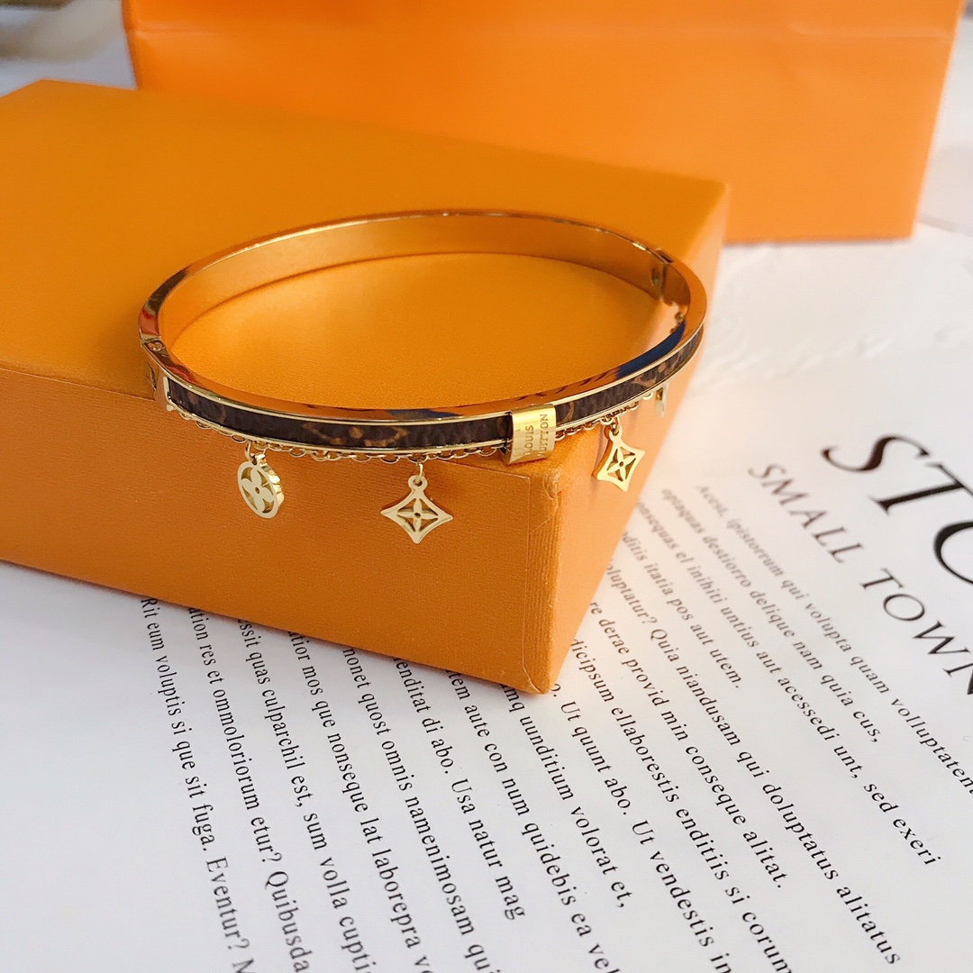 Replica LOUIS VUITTON Bangle