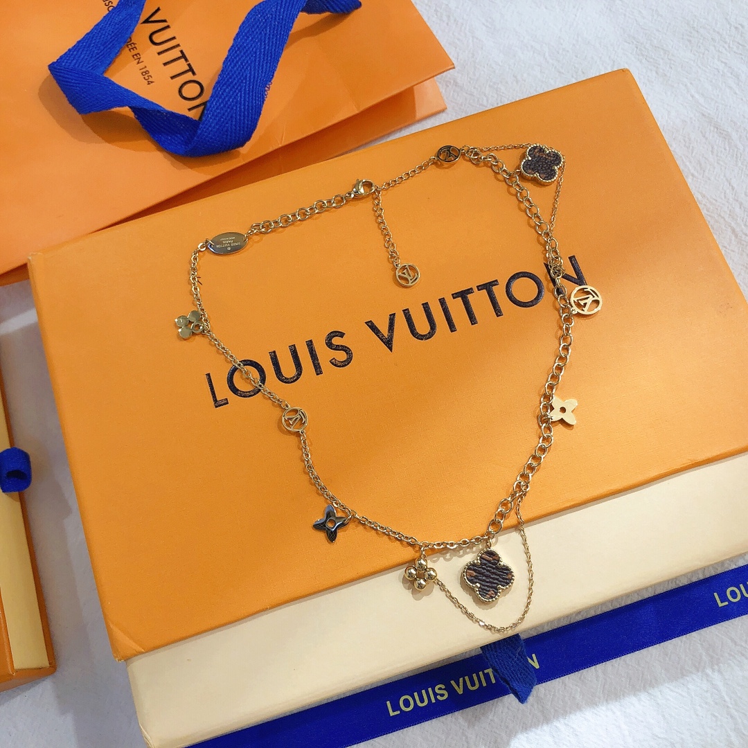 Replica LOUIS VUITTON Necklace