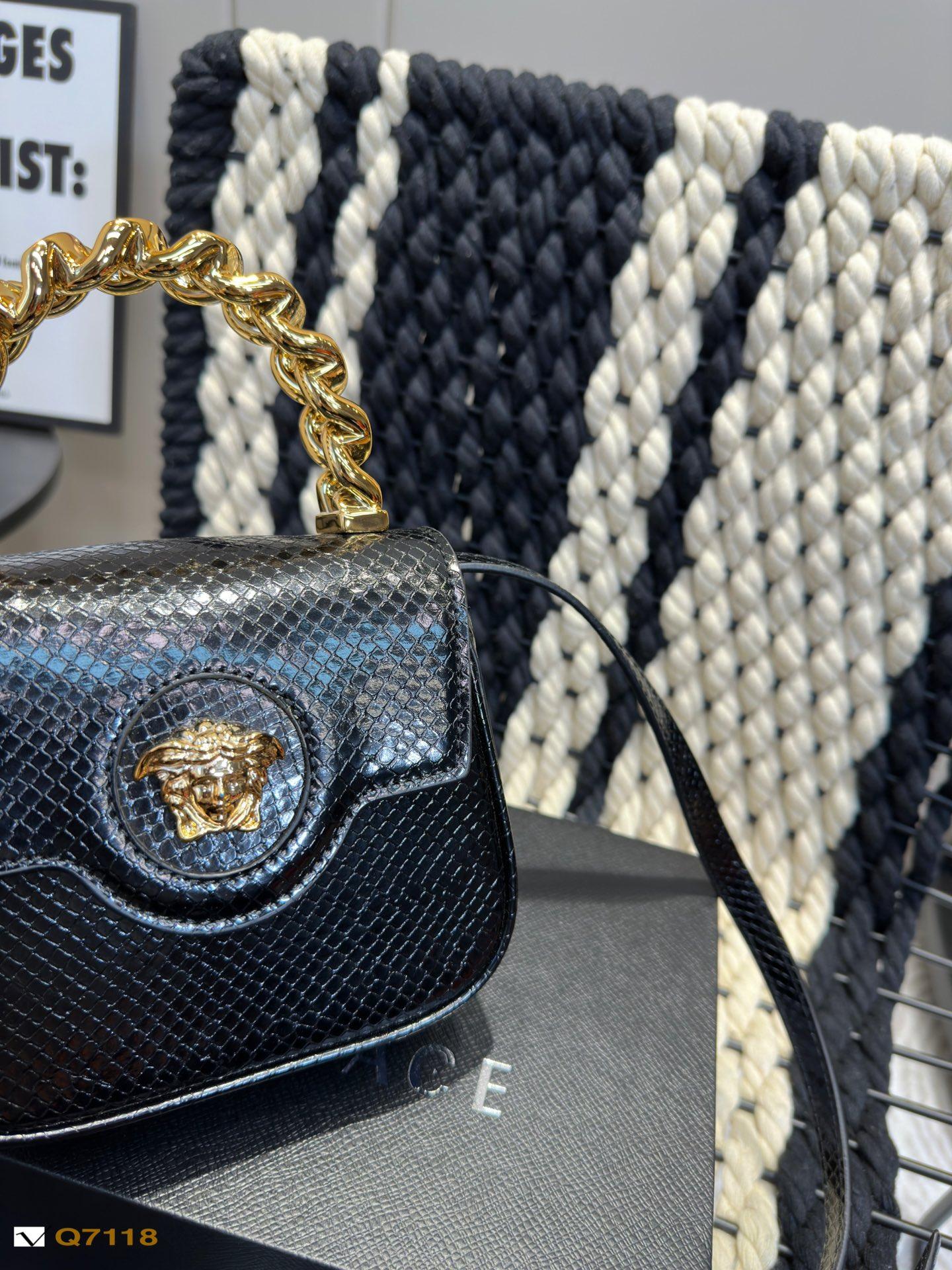 Replica VERSACE Bag 16.5*15CM