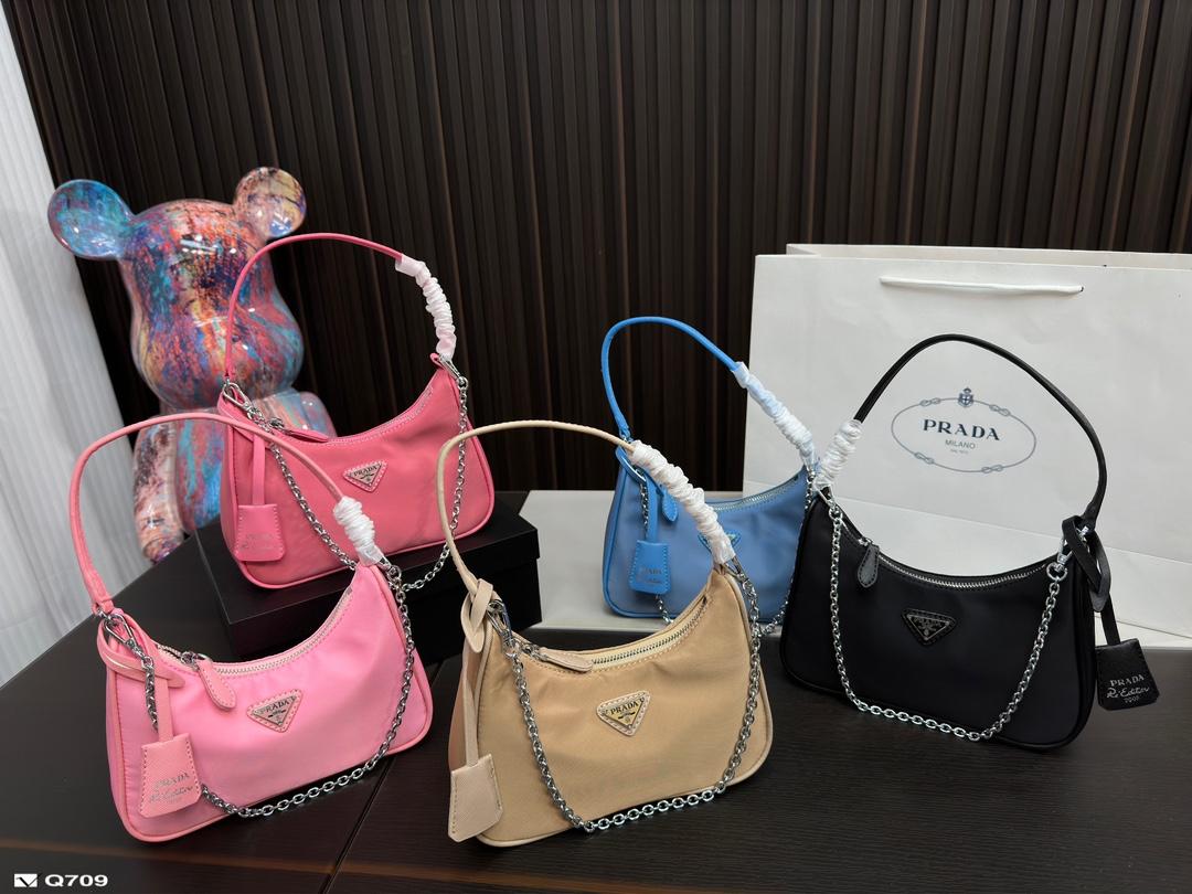 Replica Prada Bag 21*11CM