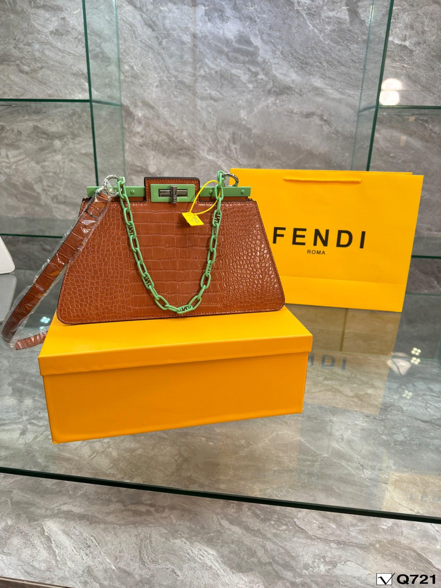 Replica Fendi Bag  30*15CM