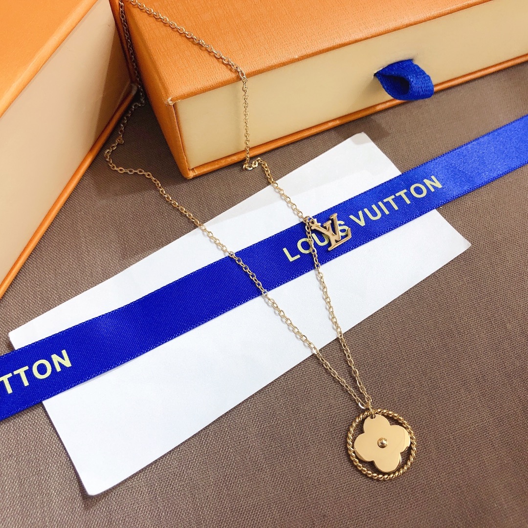 Replica LOUIS VUITTON Necklace