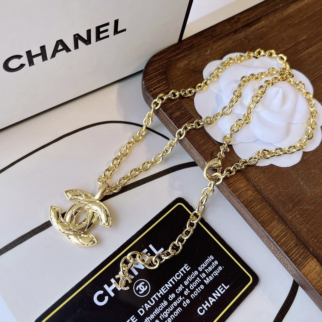 Replica CHANEL Necklace