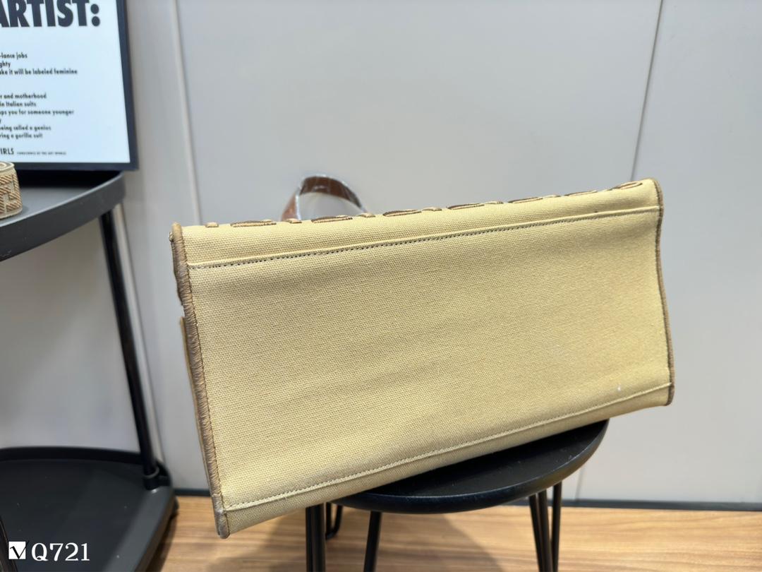 Replica Fendi Bag 37*32CM