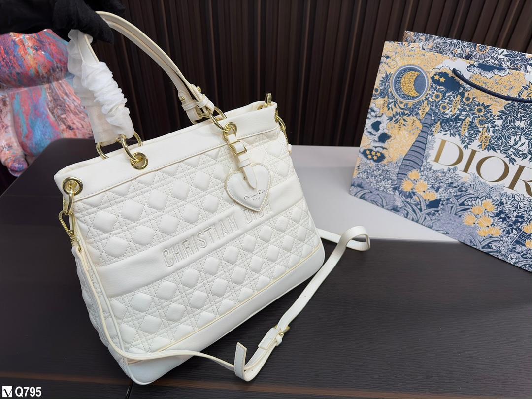Replica Dior Bag 32*27CM