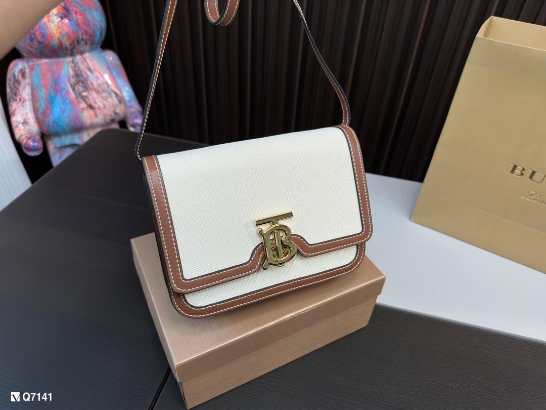 Replica Burberry Bag 21*11CM