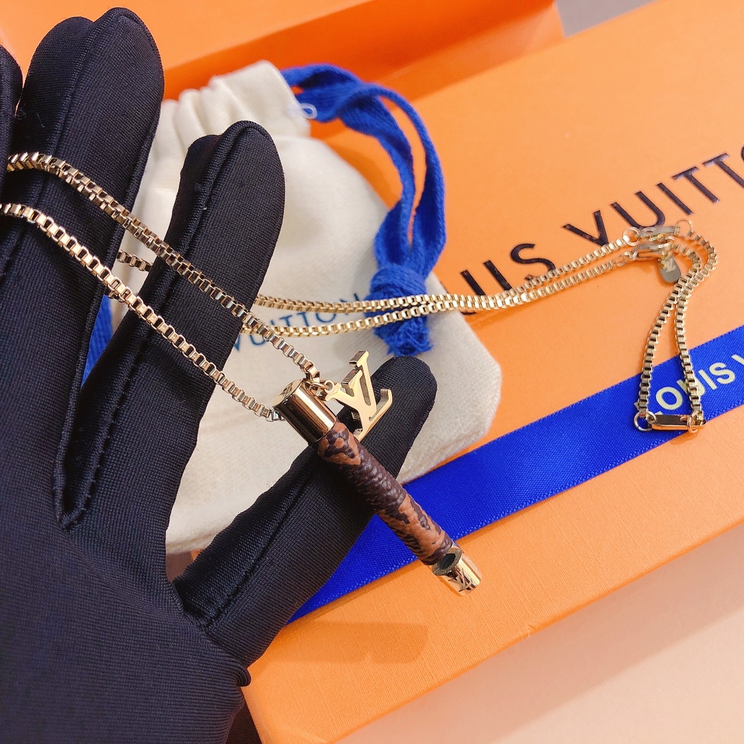 Replica LOUIS VUITTON Necklace