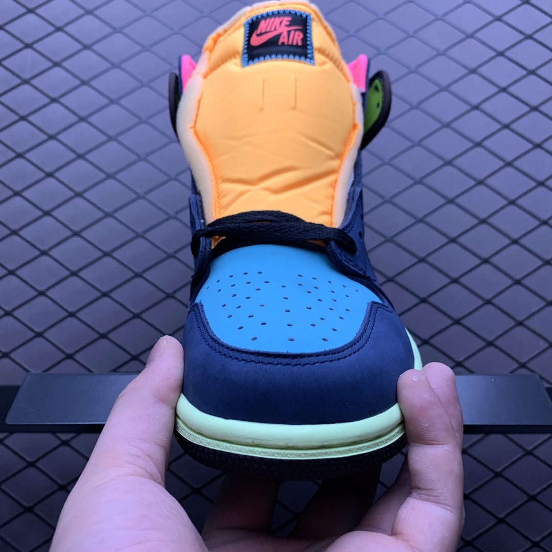Replica Air Jordan Shoe Air Jordan 1 Retro High 555088-201 Size 36-46