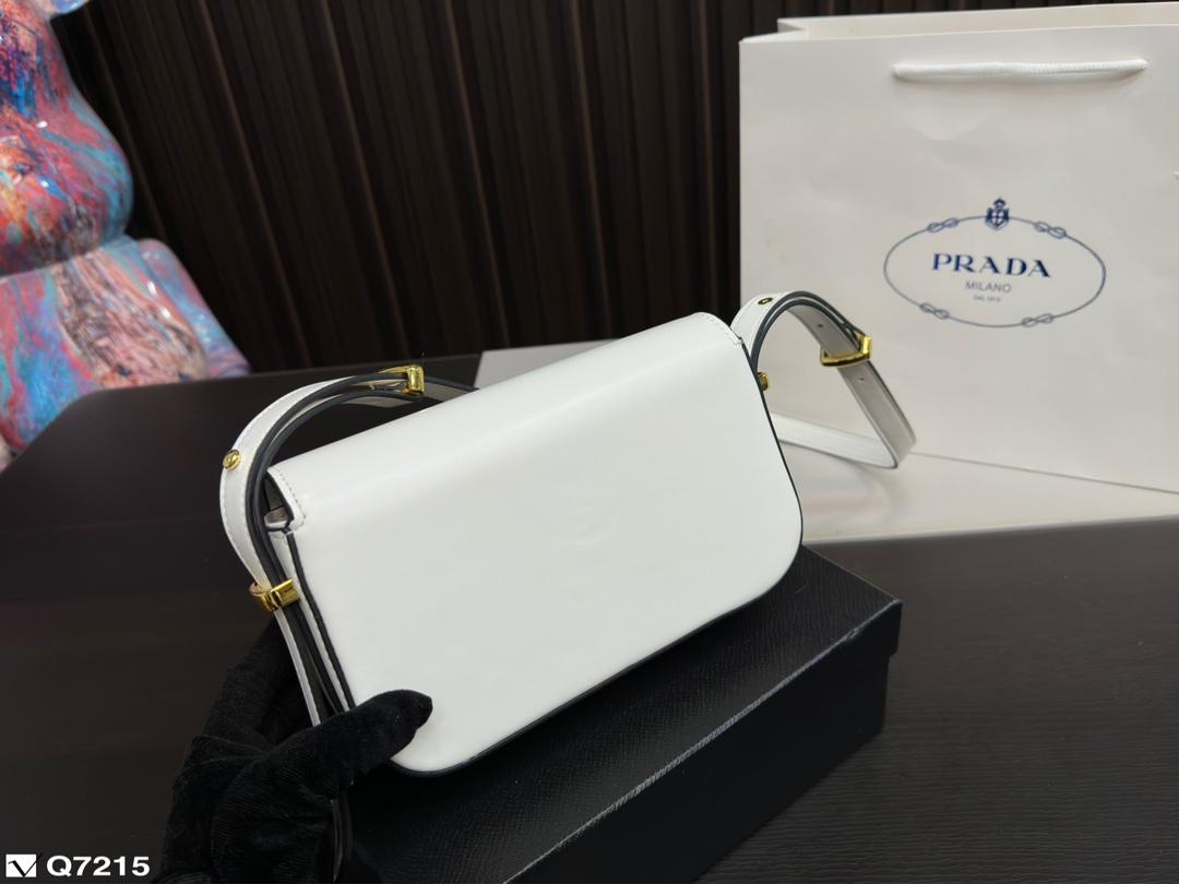 Replica Prada Bag 21*13CM
