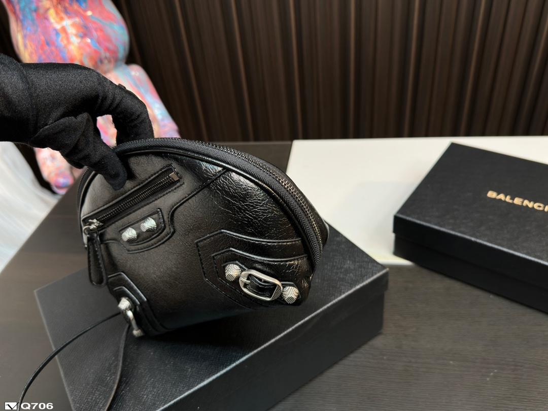 Replica Balenciaga Bag 19*16CM