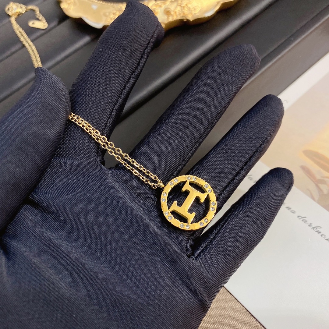 Replica HERMES Necklace