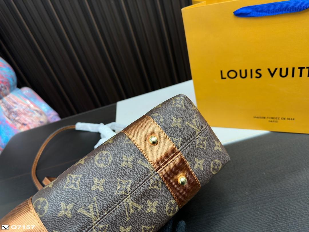 Replica Louis Vuitton Bag 31*25CM