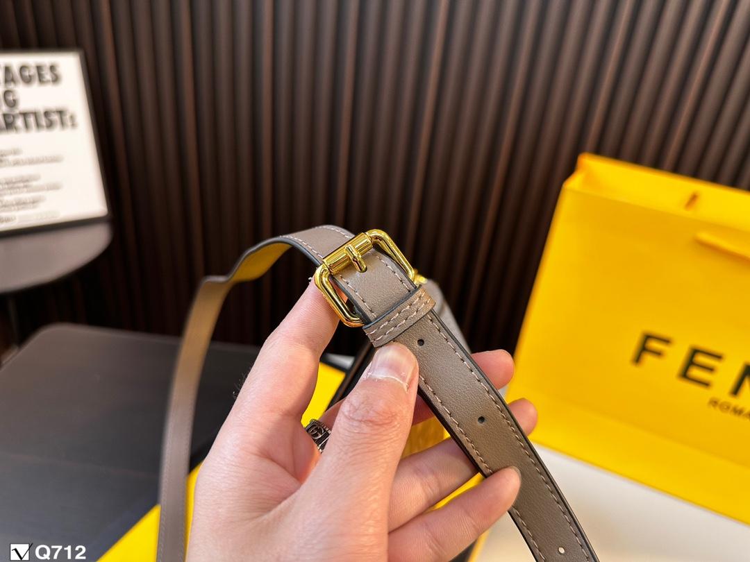 Replica Fendi Bag 24*19CM