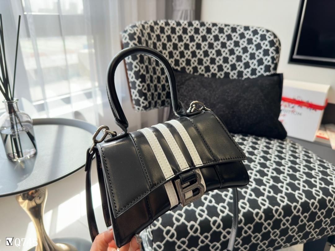 Replica Balenciaga Bag  22.5*14CM/19*12CM