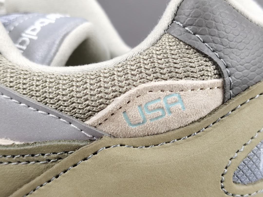 Replica New Balance Shoe WTAPS x  New Balance 992 Olive Drab