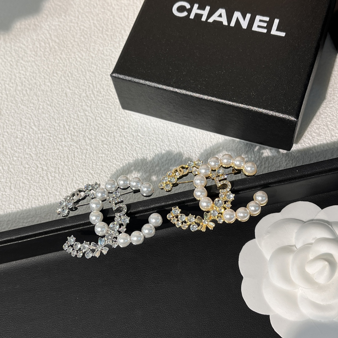 Replica CHANEL Brooch