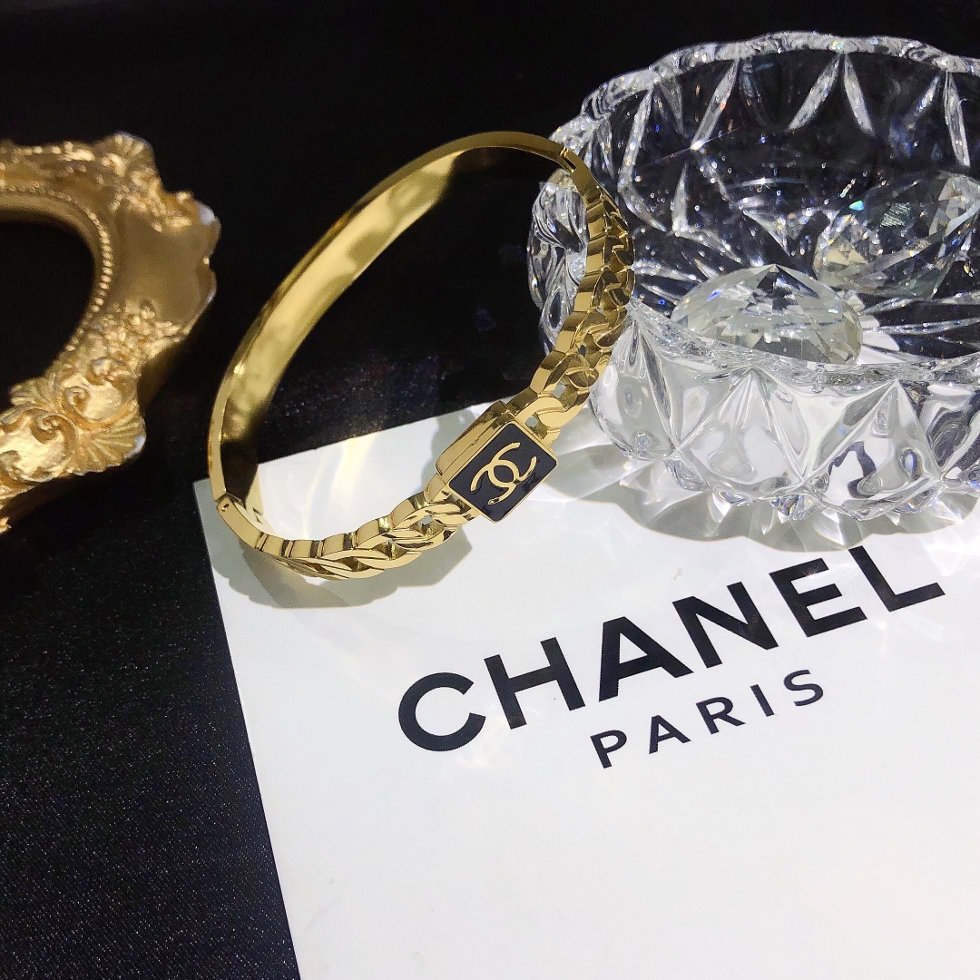 Replica CHANEL Bangle