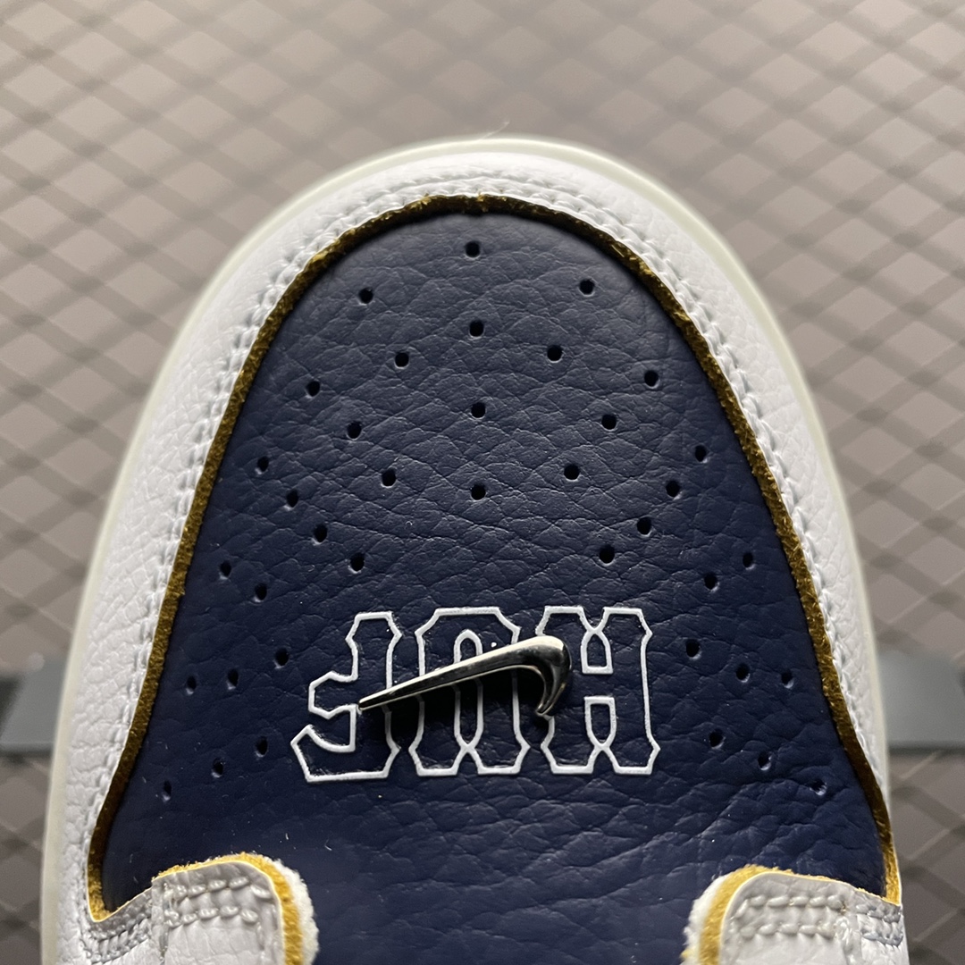 Replica Nike Dunk SB Shoe HUF x Nike Dunk SB Low    FD8775-100