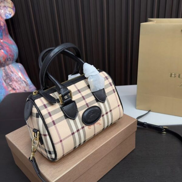 Replica Burberry Bag 20*13CM