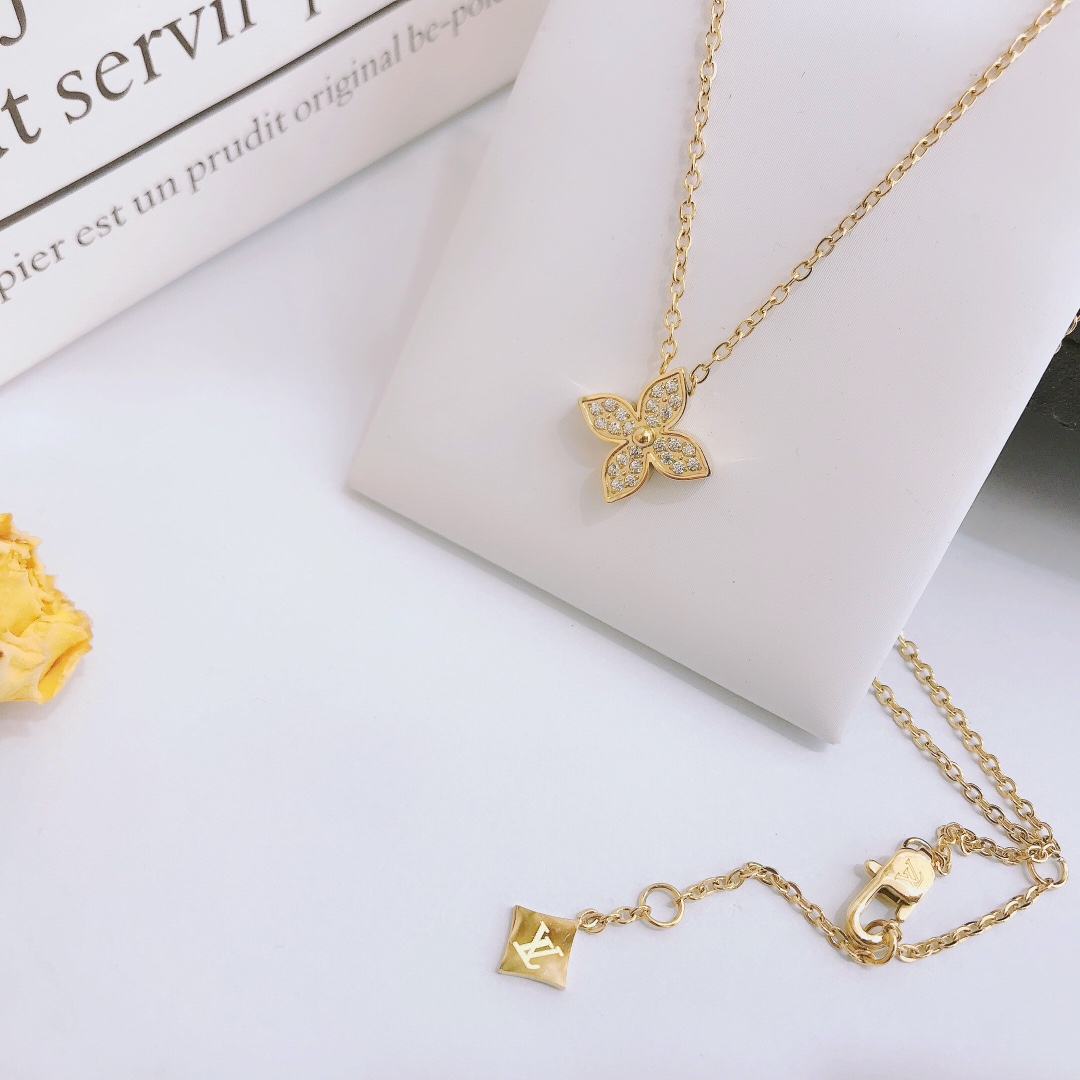 Replica LOUIS VUITTON Necklace