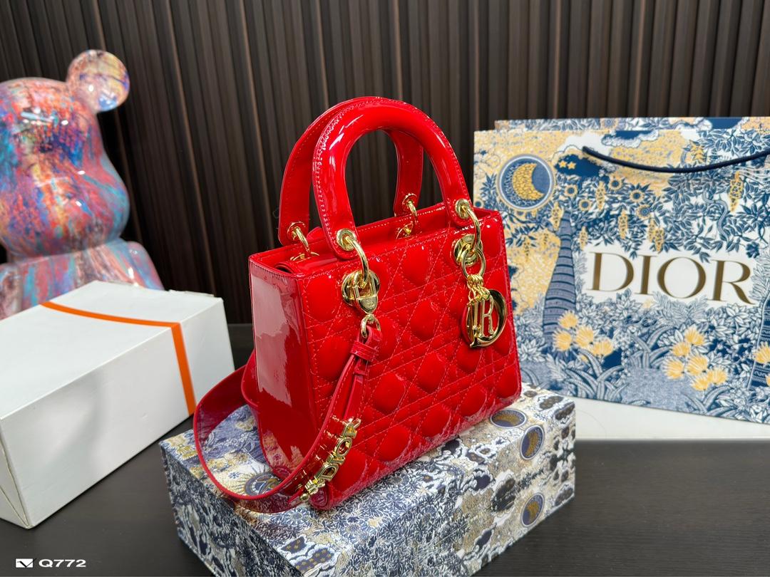 Replica Dior Bag 17*20CM