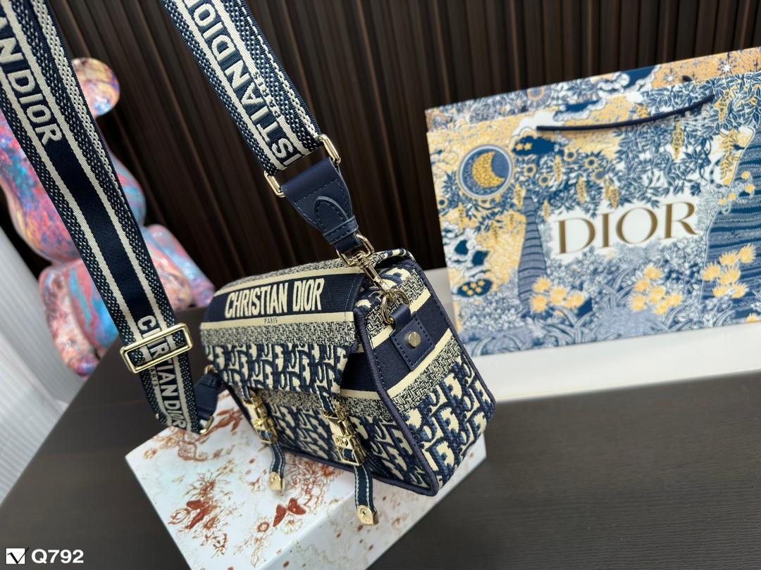 Replica Dior Bag 23*14CM