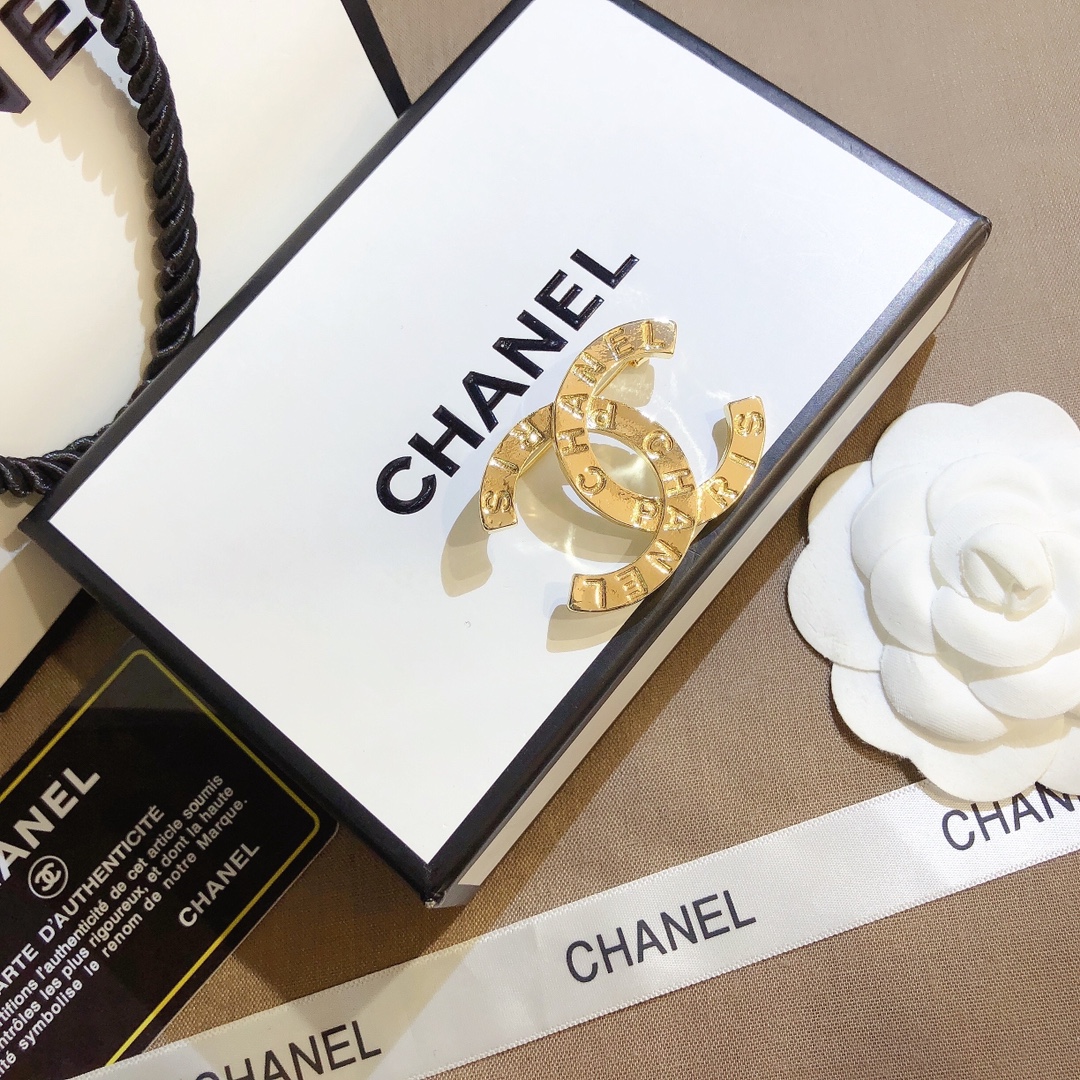 Replica CHANEL Brooch