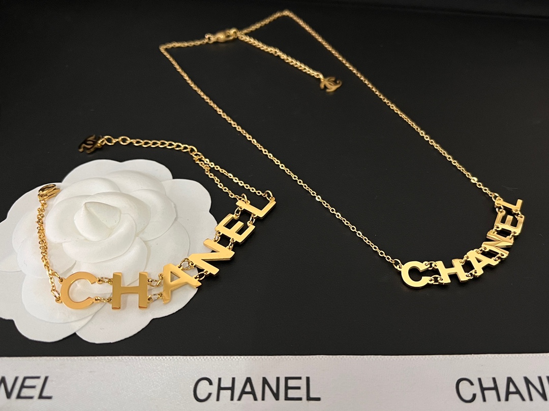 Replica CHANEL Bracelet