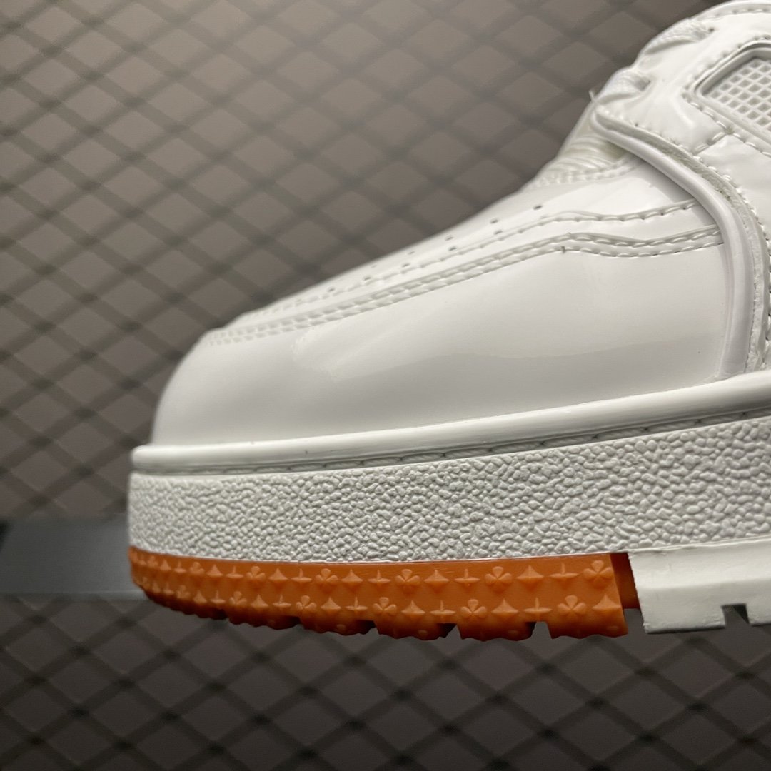 Replica Louis Vuitton Shoe Louis Vuitton Trail Sneaker LV _01623