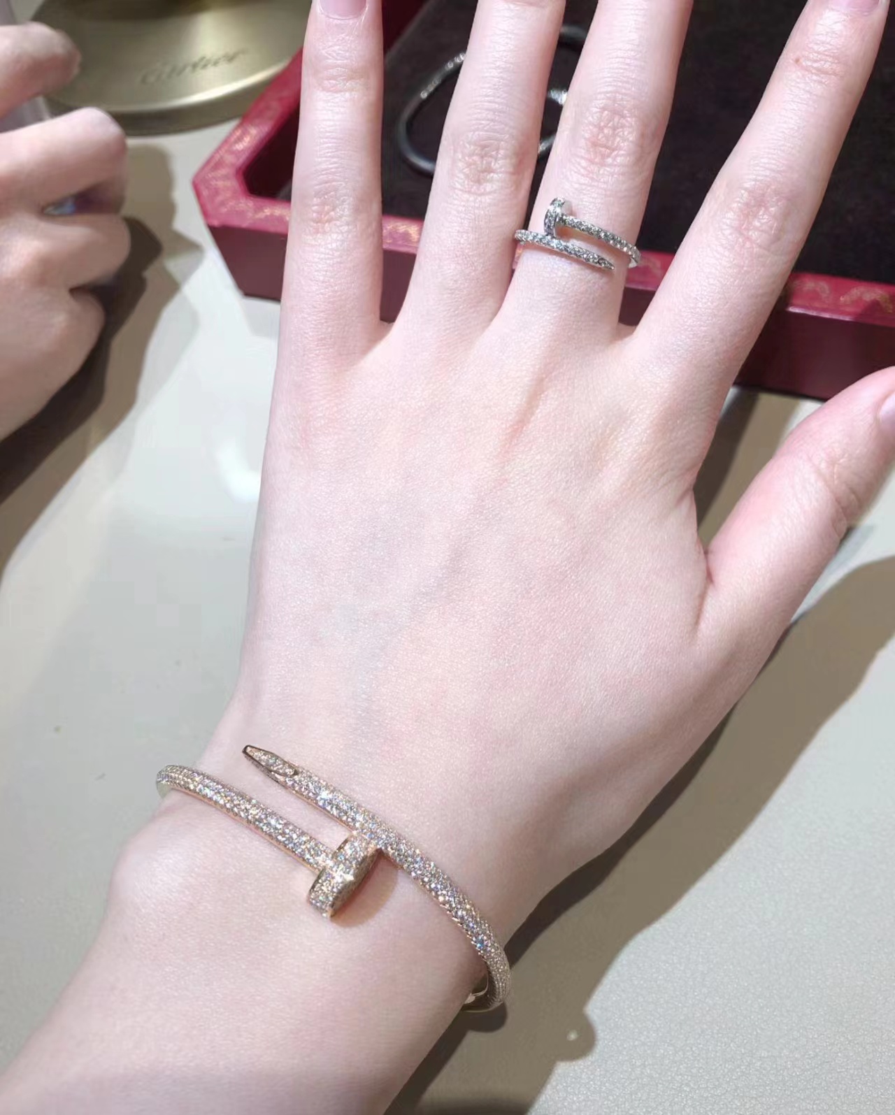 Replica CARTIER Bangle