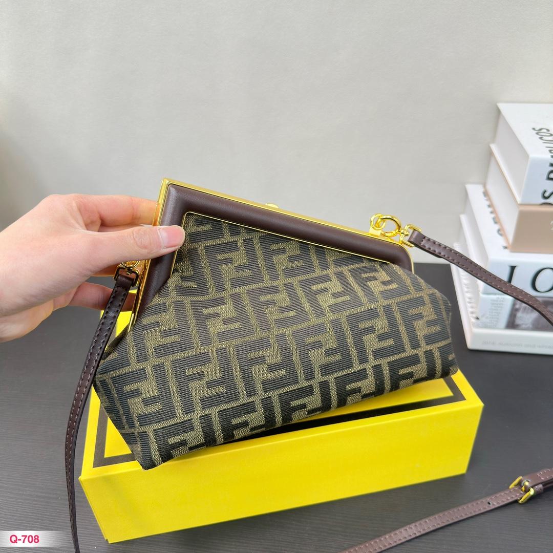 Replica Fendi Bag 23*18CM