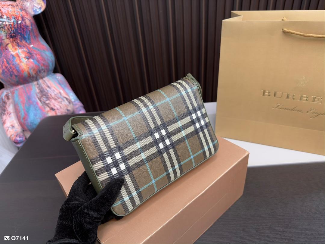 Replica Burberry Bag 14*22CM