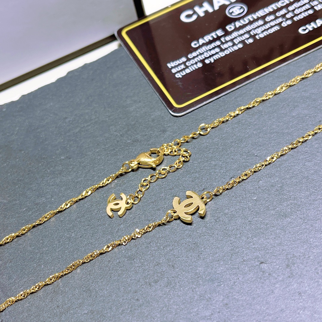 Replica CHANEL Necklace