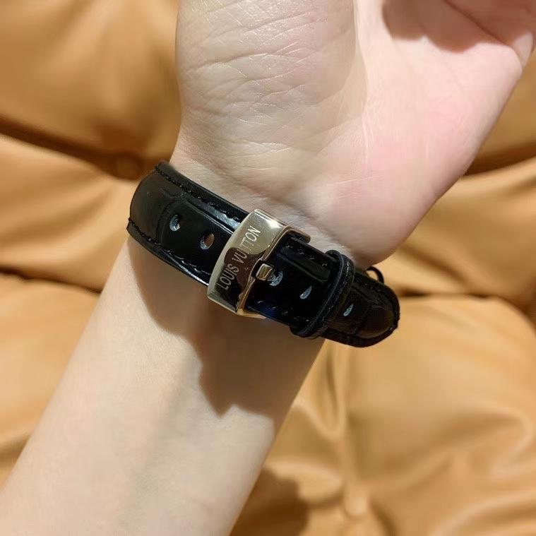 Replica LOUIS VUITTON LV 904l Stainless Steel Quartz Watch 33MM