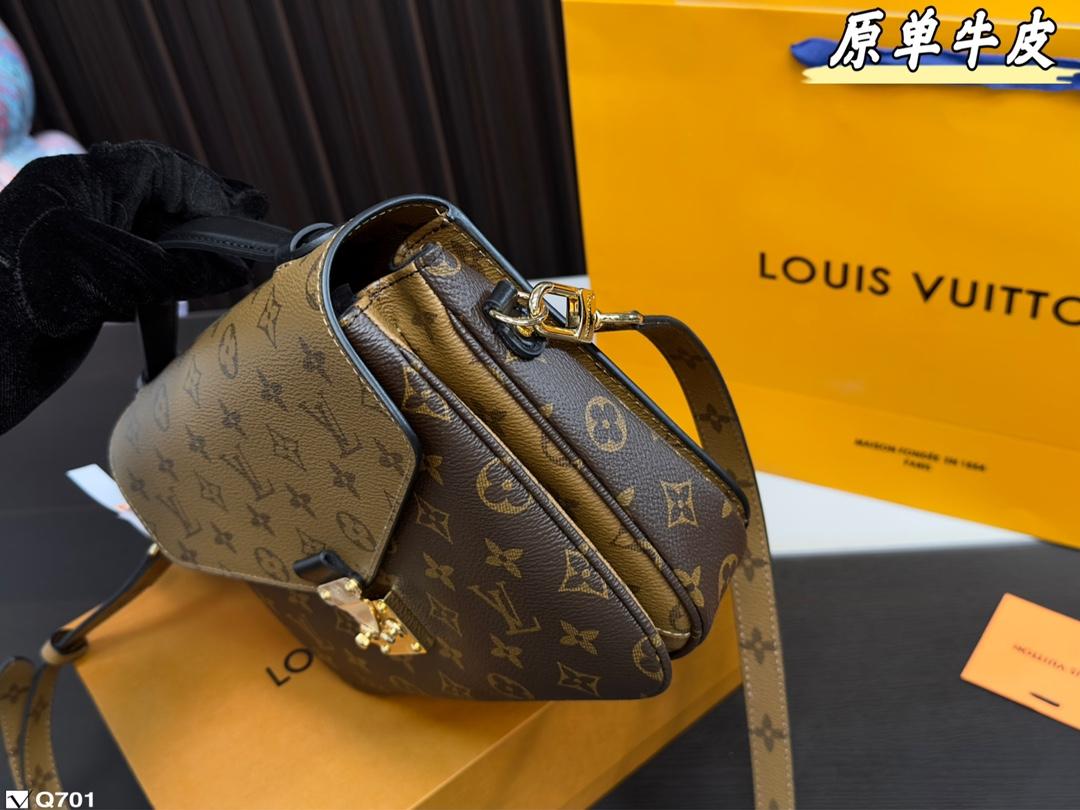 Replica Louis Vuitton Bag 24*18CM