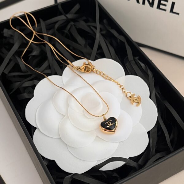 Replica CHANEL Necklace