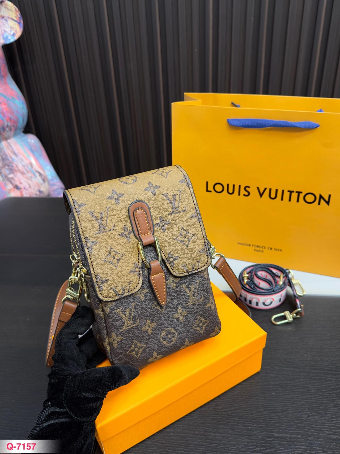 Replica Louis Vuitton Bag 20*13CM
