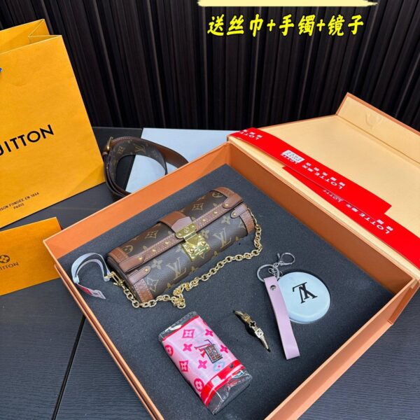 Replica Louis Vuitton Bag Set