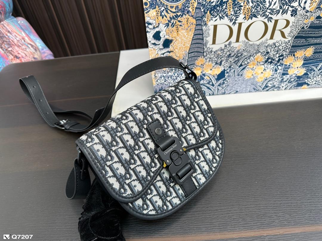 Replica Dior Bag 19*12CM