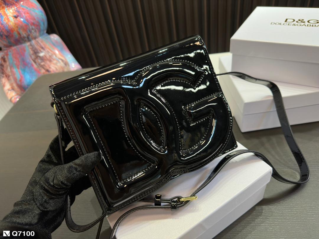 Replica Dolce Gabbana Bag 20*16CM