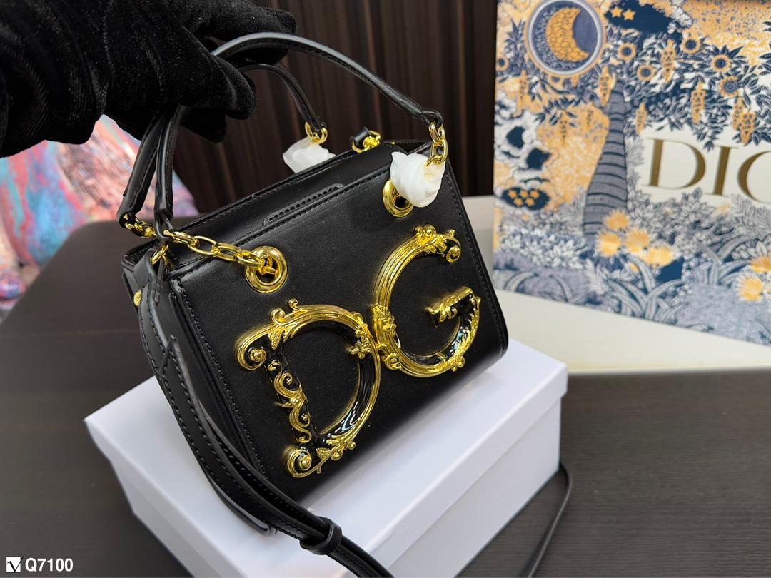 Replica Dolce Gabbana Bag 18*15CM