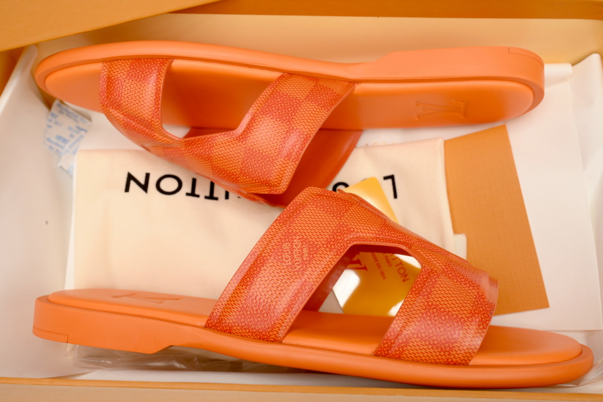 Replica Louis Vuitton Shoe ORANGE LOUIS VUITTON Oasis Orange Presbyopia