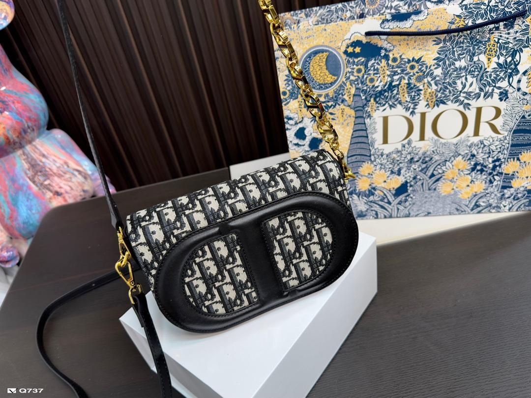 Replica Dior Bag  20*13CM