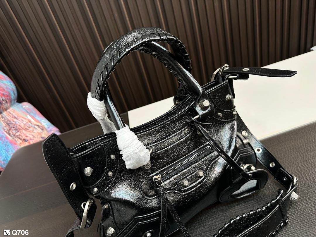 Replica Balenciaga Bag 30*20CM