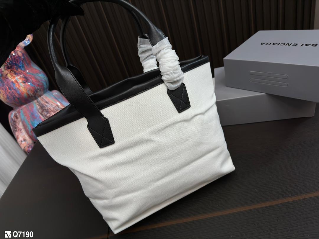 Replica Balenciaga Bag 29*26CM