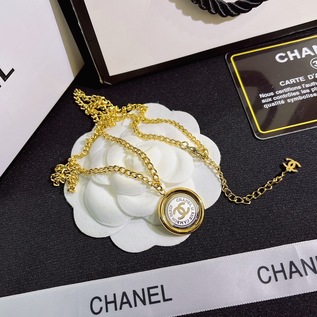 Replica CHANEL Necklace