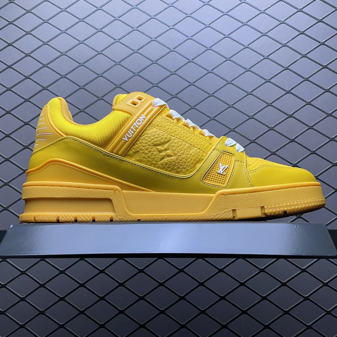 Replica Louis Vuitton Shoe Louis Vuitton LV Trainer Size 38-45 Yellow